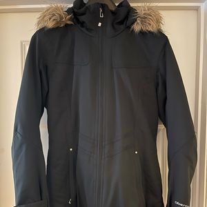 Obermeyer Women’s Ski Jacket faux Fur Hood Size 6.